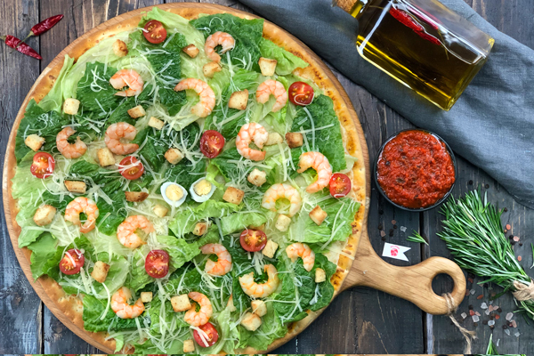 Пицца «Цезарь с креветками»